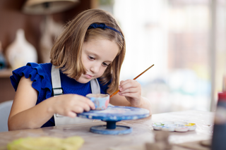 Que faire avec des enfants à Annecy ? Une activité créative qui change des sorties classiques